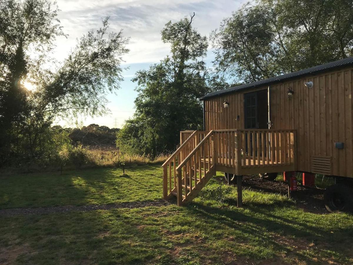 Sunset Shepherds Hut ทอนทัน ภายนอก รูปภาพ
